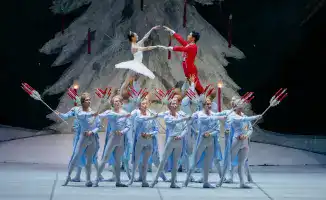International Ballet Showcase: Over 40,000 Attend Tchaikovsky's 'The Nutcracker' in Kazakhstan