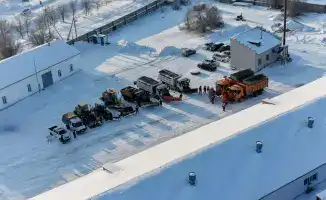 Аким области Берик Уали проверил работу дорожного эксплуатационного участка в Бескарагайском районе