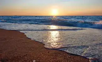 Туризм в Жетісу: до летнего сезона этого года на побережье Балхаша появятся два коммунальных пляжа