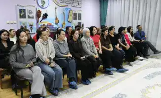 В Астане правоохранители провели встречу с родителями детского сада о защите от мошенников