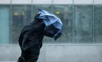 Спасатели Астаны призывают жителей к осторожности в условиях зимней стихии