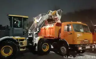 Астана очищается от снега: тысячи рабочих на улицах