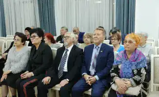 Встреча акима Жамбылской области с ветеранами и молодежью