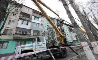 Эвакуация жителей и восстановление после пожара в Таразе: действия акима Жамбылской области Ербола Карашукеева