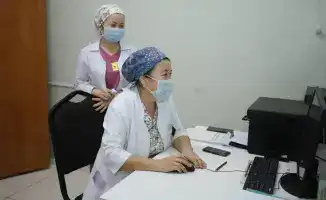 В сердце Бейнеу: Аким Мангистауской области на страже пострадавших в трагедии на дороге