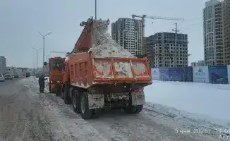 Круглосуточная очистка снега в Астане более 3000 рабочих и 1800 единиц техники