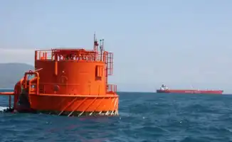 Поставки казахстанской нефти через Каспийский трубопроводный консорциум (КТК) в январе 2026 года сократились почти вдвое, что свидетельствует о значительном падении объемов экспорта на мировые рынки.