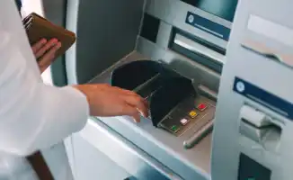 Казахстан опроверг слухи о базе данных для пользователей банкоматов