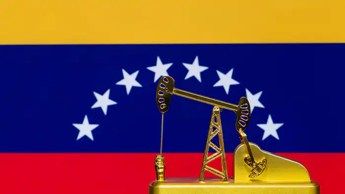 Венесуэла: нефть за 2 миллиарда долларов в США! Павлодаре