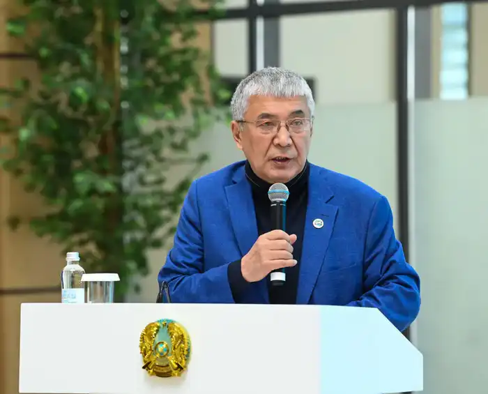 Состоялась встреча экспертов на тему: «Народная Конституция - сильное государство» (9)