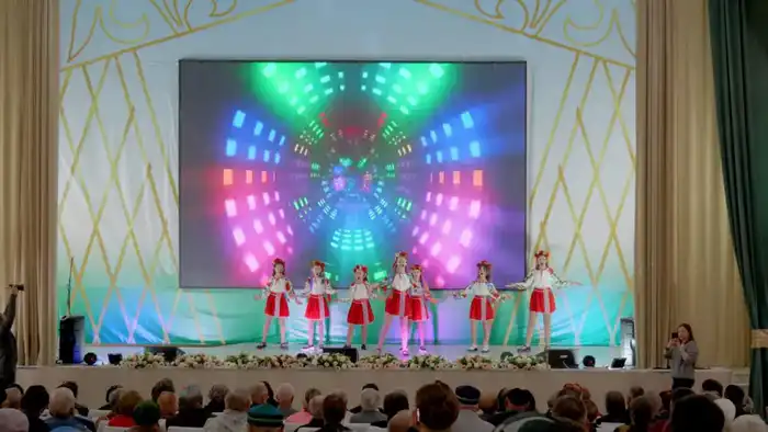 День благодарности: в Астане провели благотворительное мероприятие для подопечных центра соцобслуживания (8)