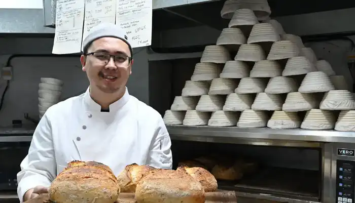 Ремесленное производство хлеба в Талдыкоргане молодой предприниматель Павлодаре