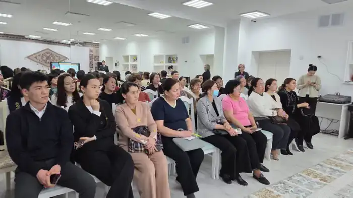 «Закон и порядок»: столичным педагогам разъяснили основы финансовой и цифровой безопасности (2)