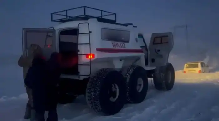 Снежные ловушки: спасатели вытащили 87 человек из ледяных объятий метели Павлодаре