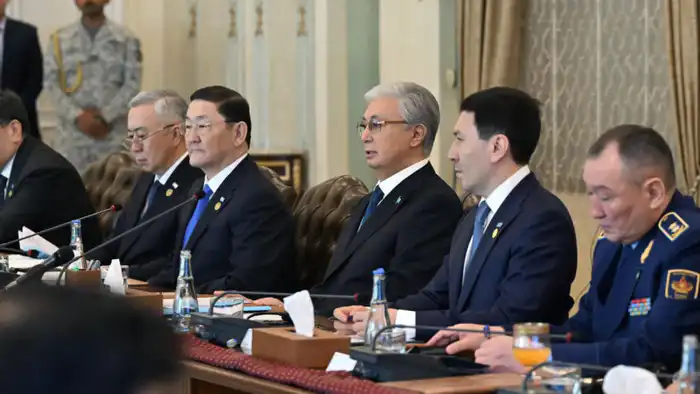 Касым-Жомарт Токаев озвучил амбициозную цель по увеличению торговли с Пакистаном до 1 миллиарда долларов, подчеркивая продуктивность переговоров с премьер-министром страны. Павлодаре