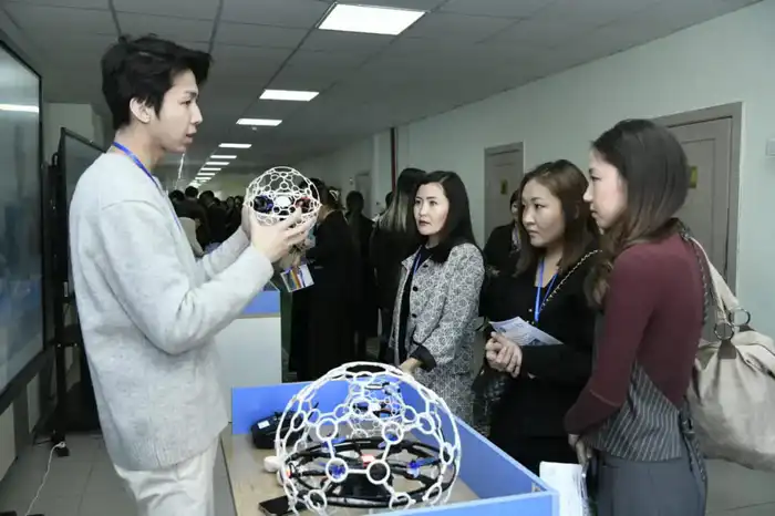 «Искусственный интеллект: навыки, направление, ориентация на будущее»: республиканский семинар прошел в Астане (8)