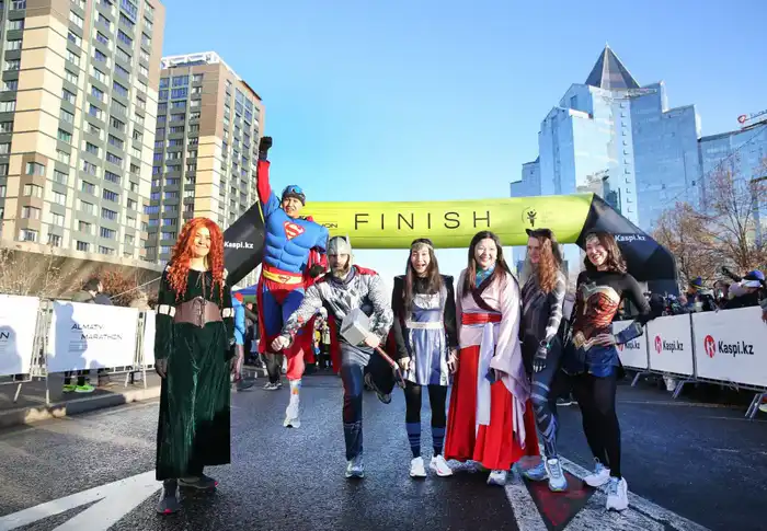 Участники из 22 стран открыли беговой сезон в Алматы (4)