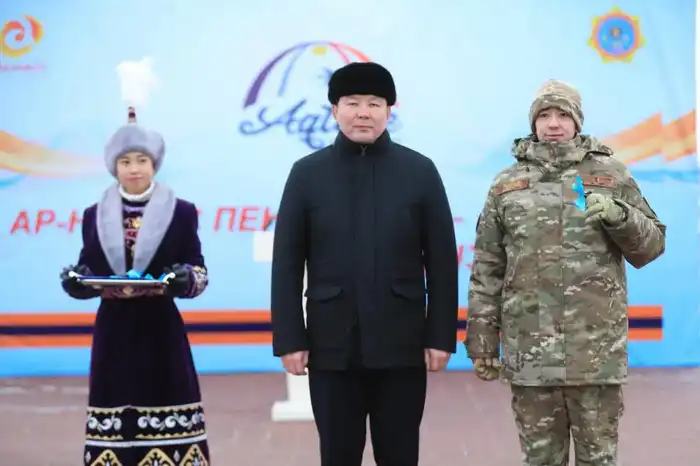 Передача ключей новой техники для департамента по чрезвычайным ситуациям в Актобе Павлодаре