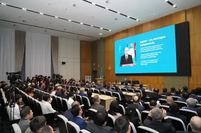 В Туркестанской области прошли обсуждения изменений в Конституции и основных приоритетов реформ Павлодаре