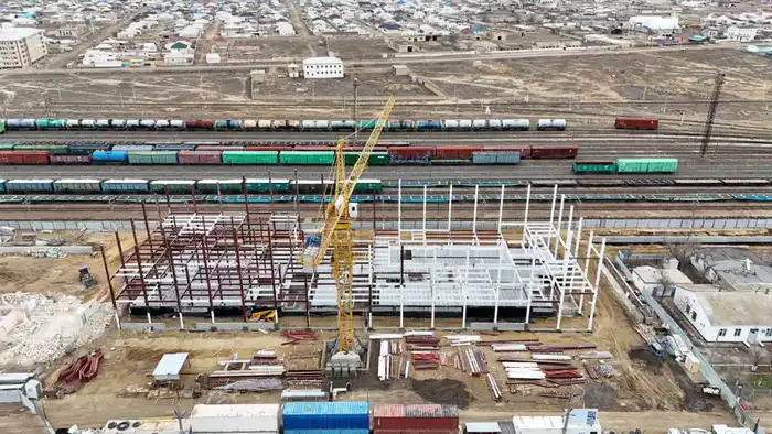 Нурдаулет Килыбай ознакомился с ходом строительства вокзала в Мунайлинском районе (5)