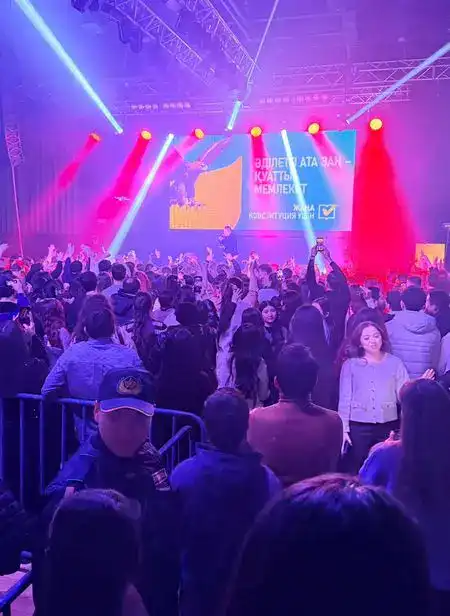 Около 2 тысяч молодых жителей Карагандинской области поддержали проект новой Конституции (5)