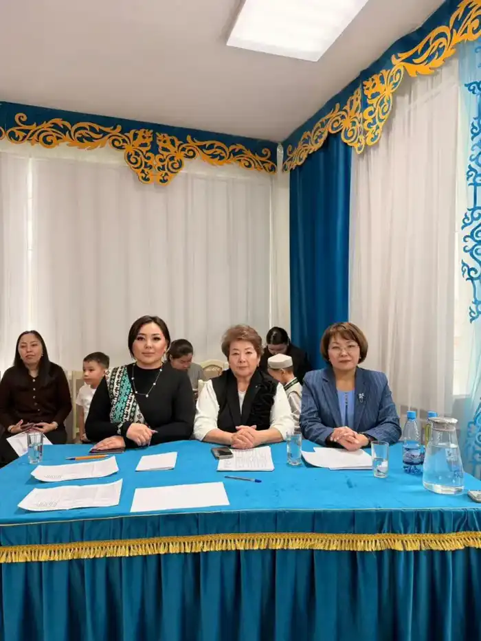 Конкурс по национальной игре «Сәулелі тастар» в Астане: развитие логического мышления у особенных дошколят Павлодаре