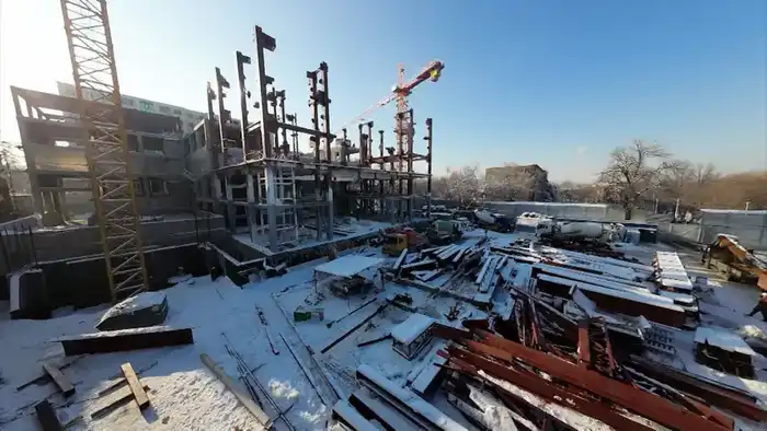 В Алматы ТЮЗ обновляют с заботой о детях и культурном наследии (2)