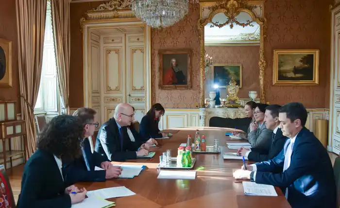 Казахстан и Франция подтвердили высокий уровень стратегического партнёрства (4)