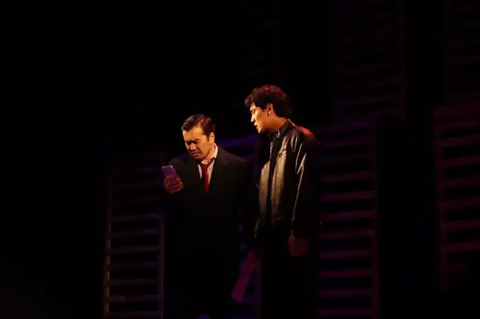 «Закон и порядок»: в Астане поставили спектакль «Екі ғұмыр» (4)