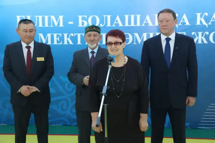 В селе Енбек Костанайского района открылась новая школа (5)