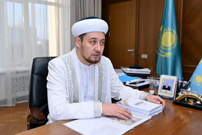 Встреча акима области с главным имамом: подготовка к Рамазану в Казахстане Павлодаре