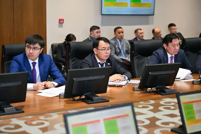 В области обсудили поддержку агропромышленного комплекса и стабилизацию цен на социально значимые продукты питания (8)