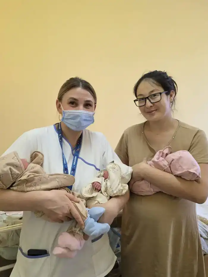 Костанайская область семья Шарапиевых родила троих девочек Павлодаре