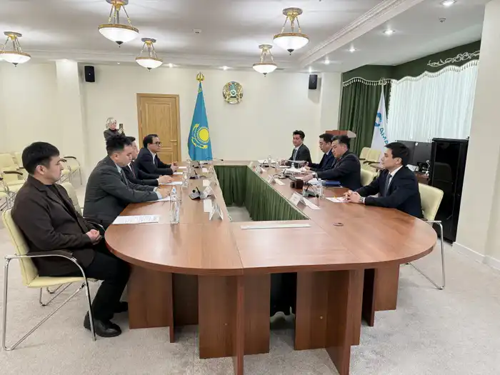 В Минтруда обсудили вопросы создания национальной платформы по адаптации кадров к искусственному интеллекту (4)