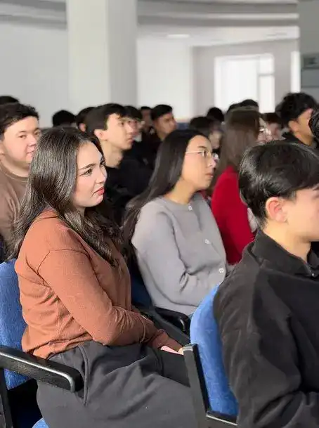 Студентам карагандинских колледжей рассказали о мерах информационной безопасности и правовой ответственности (3)