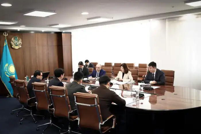 Министр просвещения РК Жулдыз Сулейменова и Ли Кай-Фу обсудили интеграцию ИИ в образование Павлодаре