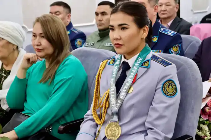 Сотрудница полиции СКО внесла вклад в победу казахстанской команды на UAE SWAT Challenge 2026 (2)