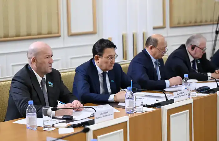 Состоялось очередное заседание Комиссии по конституционной реформе (6)