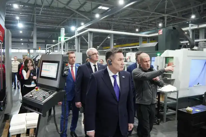 Делегация ВКО изучает производственные мощности завода «Комплекс Агро» в Барнауле Павлодаре