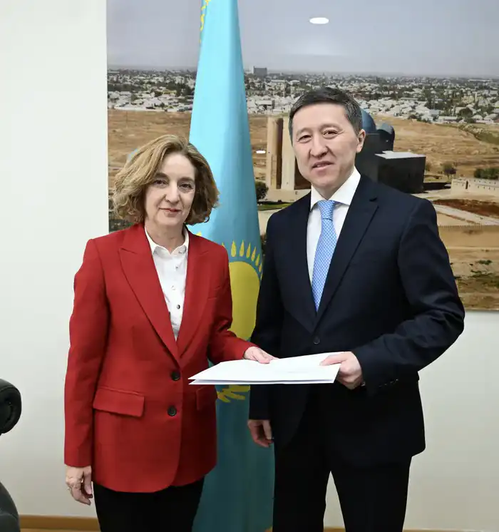 Сотрудничество Казахстана и Греции в политике и экономике Павлодаре