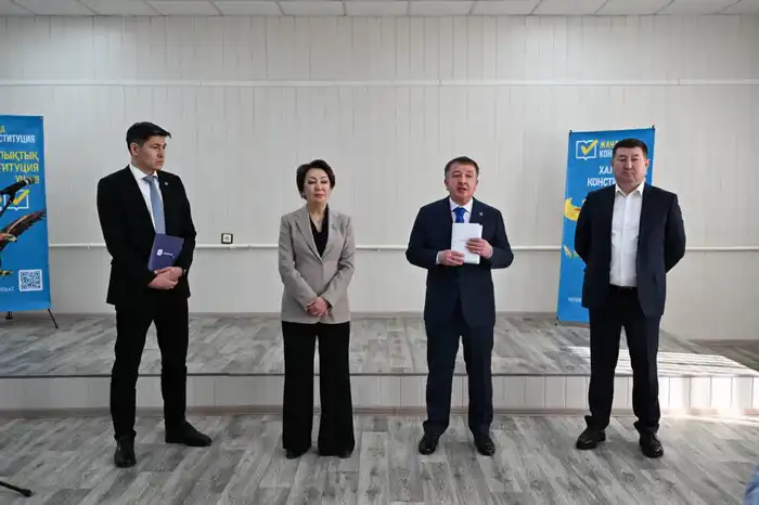 Актобинцы на ТЭЦ поддерживают новую Конституцию Павлодаре