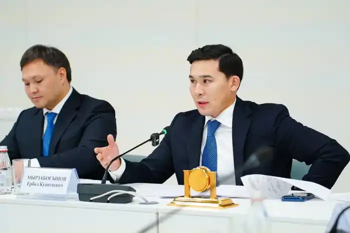 Министр Казахстана поздравил национальную сборную с успехом на чемпионате Азии по лёгкой атлетике Павлодаре