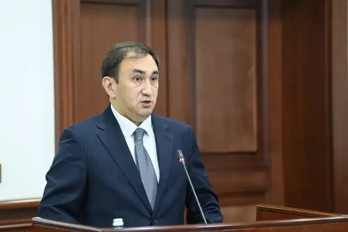 Рассмотрены вопросы дальнейшей диверсификации экономики (4)