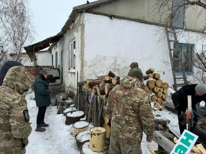 В Наурзумском районе состоялась акция "Снежный десант" (4)