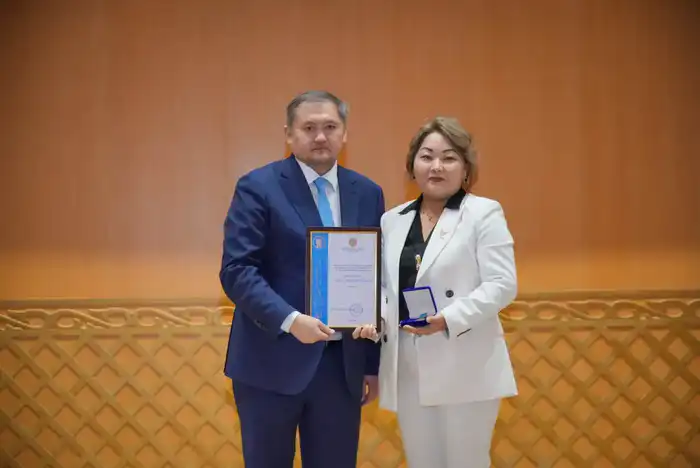 В Алматы наградили лучших представителей науки и высшего образования (6)