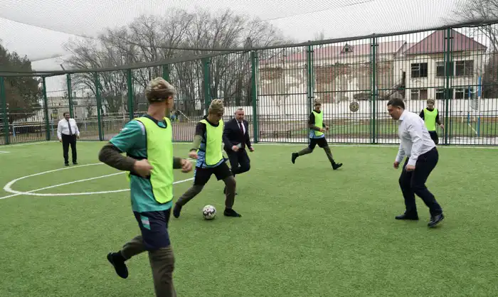 Министр обороны презентовал депутатам Парламента проект Sarbaz+ в Алматы (9)