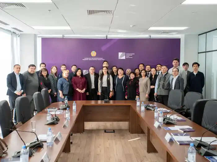 Научно-технологический суверенитет обсудили в контексте новой Конституции (3)