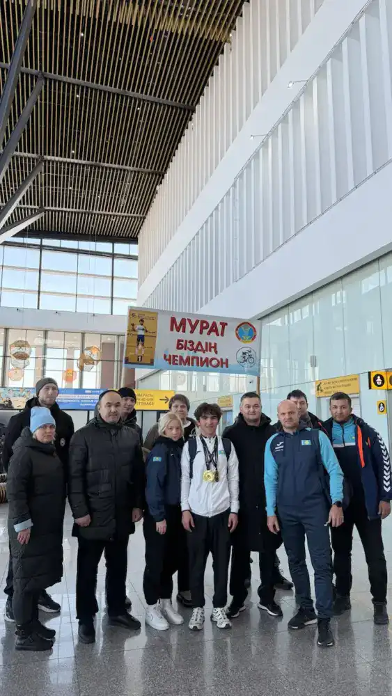 Двукратный чемпион Азии по велоспорту вернулся на родину (5)