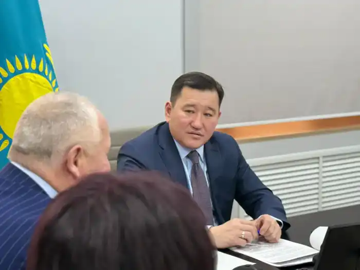 В Астане ветераны образования обсуждают изменения в Конституции Казахстана Павлодаре