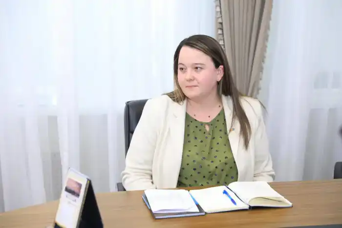 Асхат Шахаров встретился с представителем Посольства Великобритании (2)